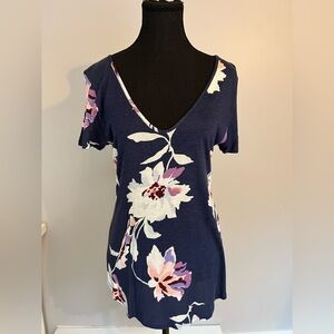 Floral T Shirt Dynamite size S